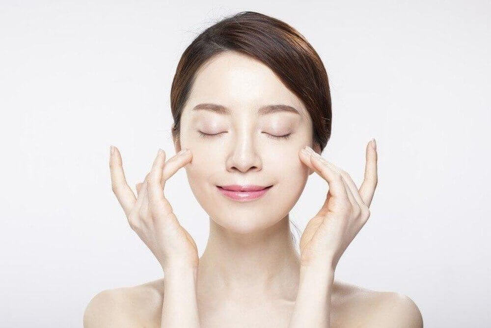 Bí quyết chăm sóc da sáng khỏe và mịn màng