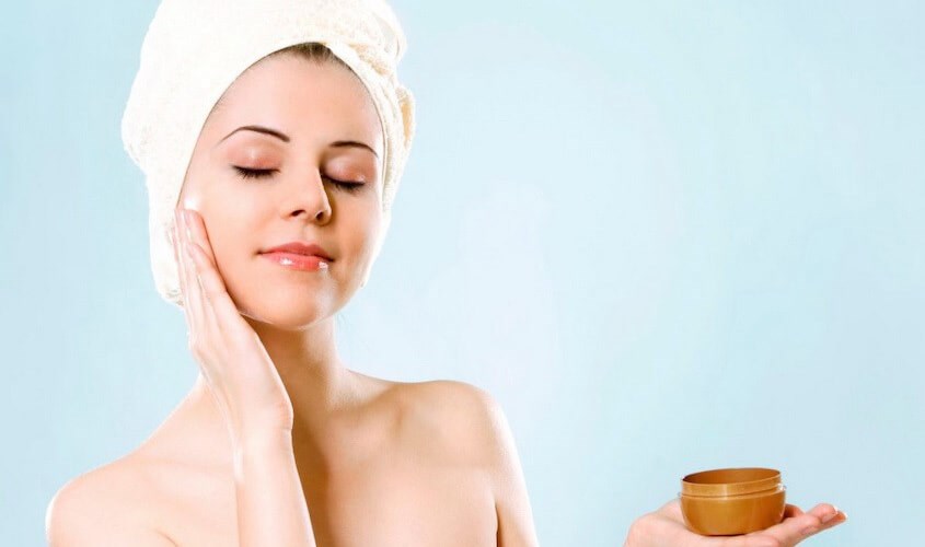 Chăm sóc da buổi tối