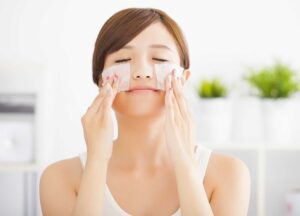 Chăm sóc da dầu đúng cách-moi